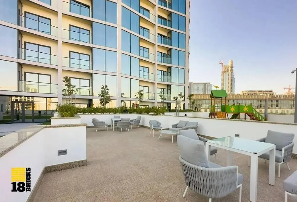 Spacious And Comfort Stay At Sobha Waves Dubai United Arab Emirates
